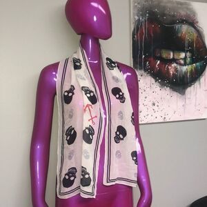 Mcfabulous skull sheer scarf with red anchors
